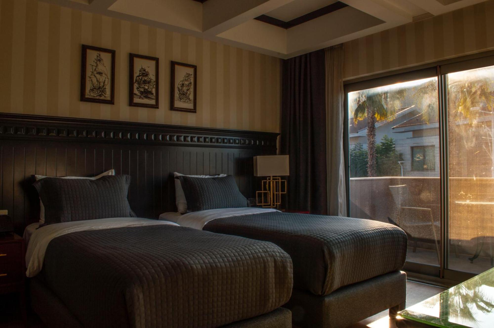 Hotel Marina Bay Goecek Εξωτερικό φωτογραφία