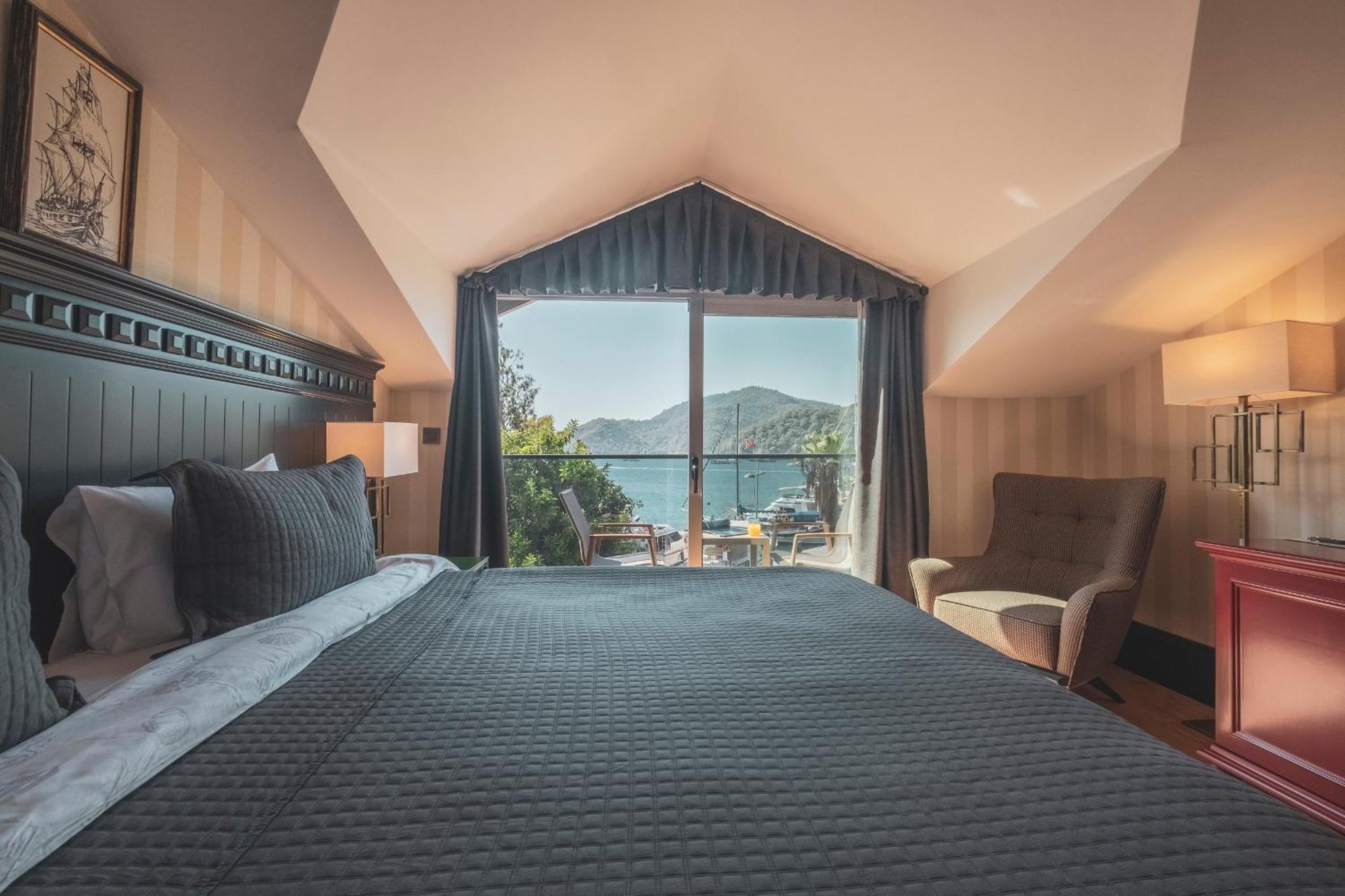 Hotel Marina Bay Goecek Εξωτερικό φωτογραφία