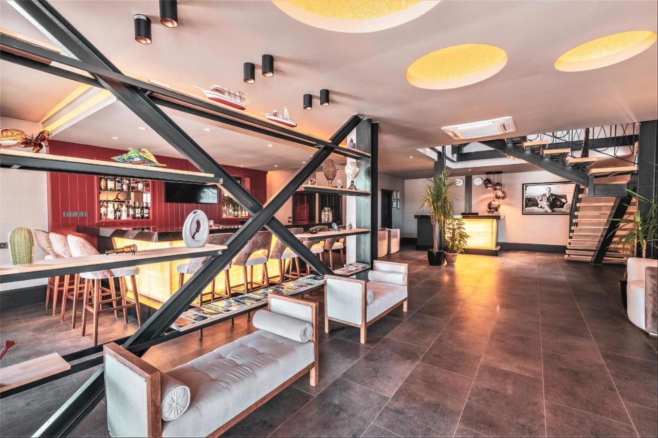 Hotel Marina Bay Goecek Εξωτερικό φωτογραφία